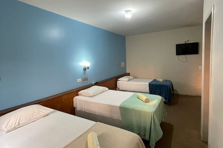 Room 34 of 64