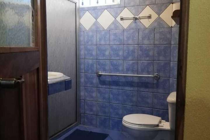Room 27 of 43