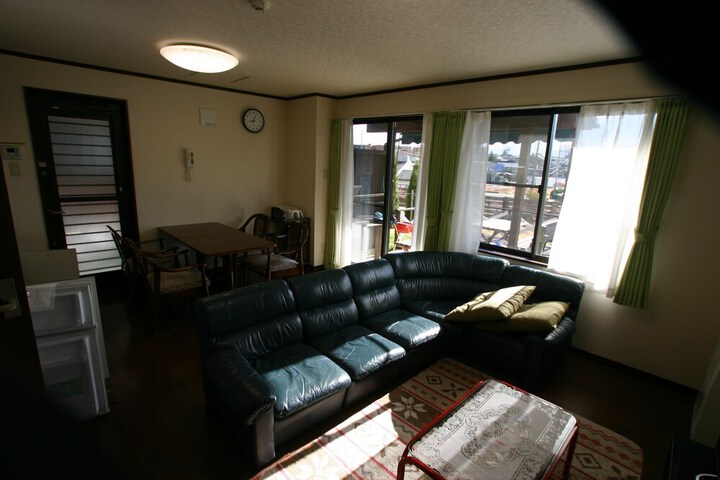 Room 10 of 36