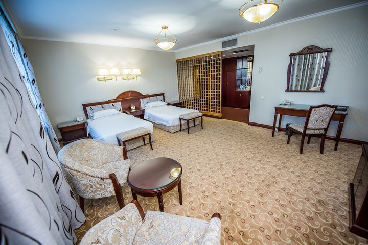 Room 17 of 87