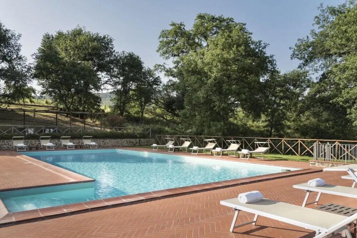 Pool 9 of 19