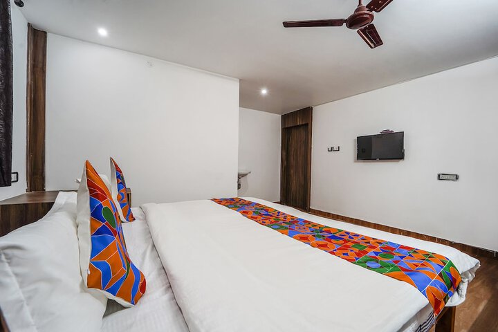 Room 15 of 21
