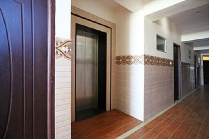 Ballroom/Hall 26 of 34