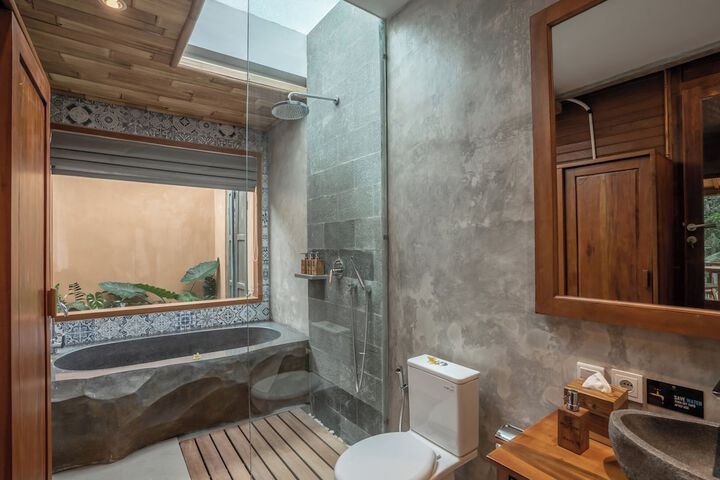 Room 20 of 29
