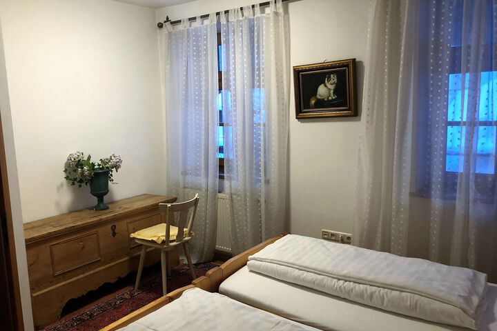 Room 38 of 46