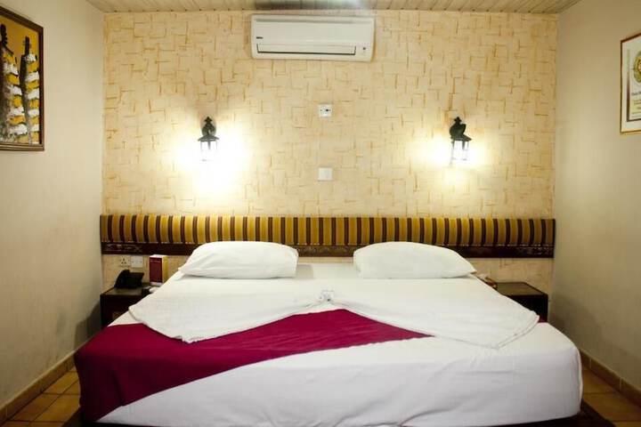 Room 21 of 64