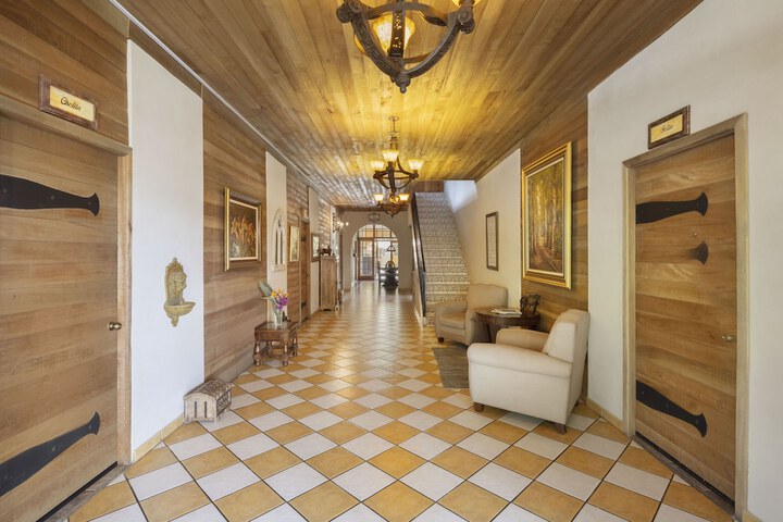 Lobby Entry