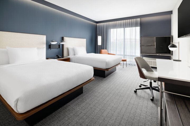 Room 4 of 23