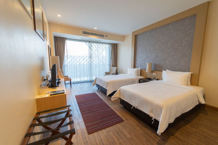 Room 15 of 40