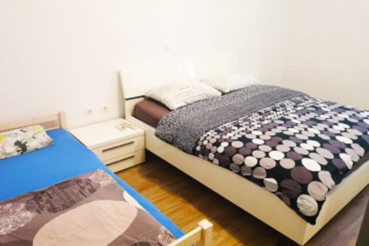 Room 20 of 48