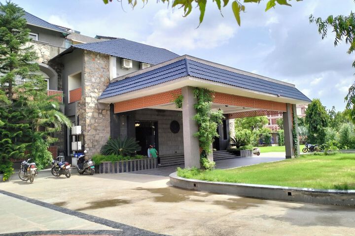 Hotel 2 of 62