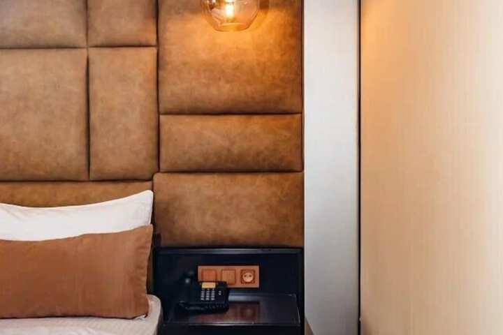Room 38 of 155