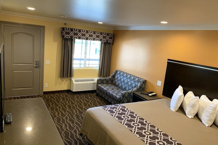 Standard | King Bed (20 of 31)