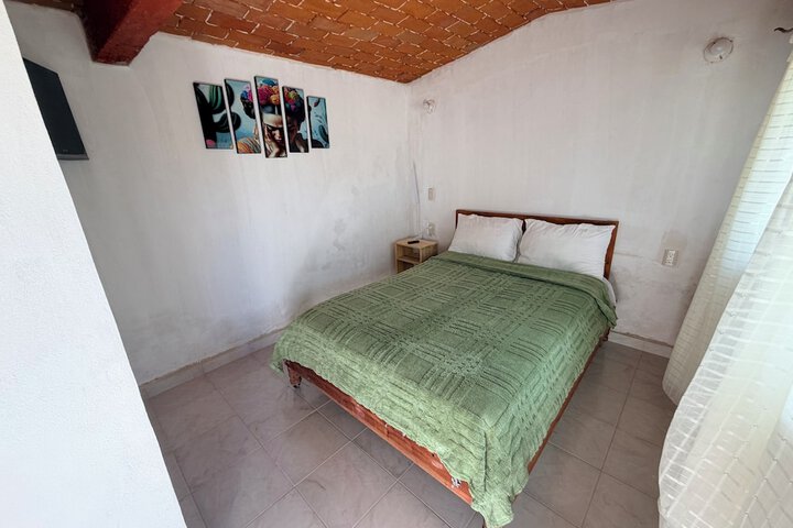 Room 103 of 210