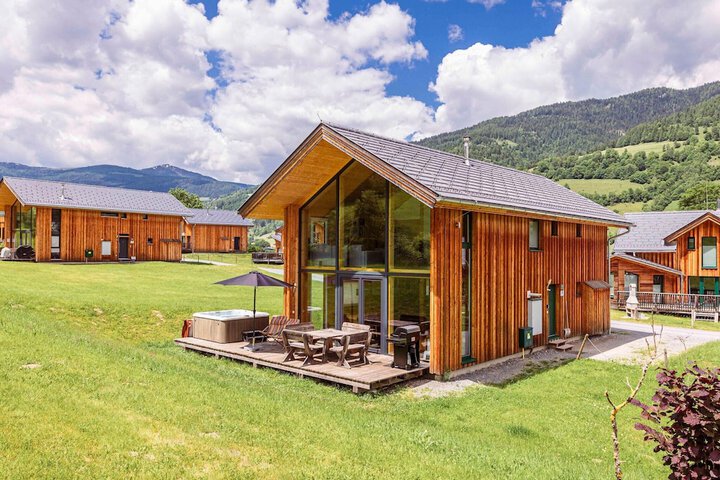 Appealing Chalet With Infrared Sauna in Sankt Georgen am Kreischberg