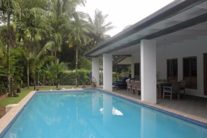Pool 6 of 6