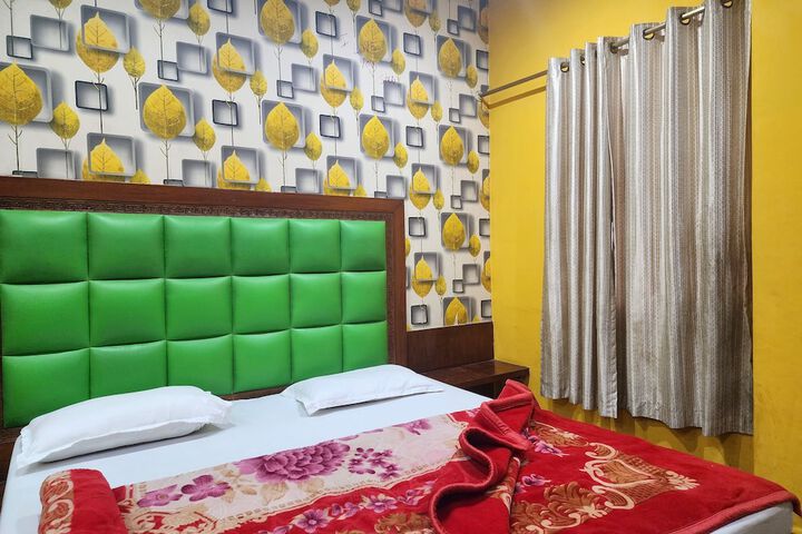 Room 13 of 49