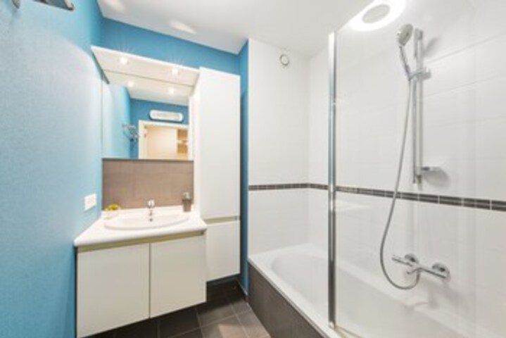 Room 3 of 17