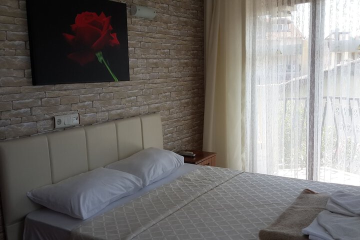 Room 11 of 64