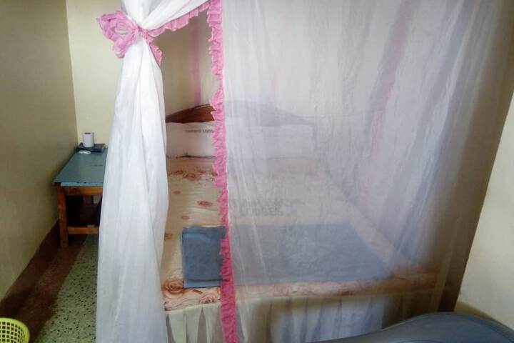 Room 2 of 14