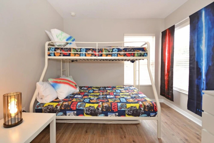 Room 5 of 36