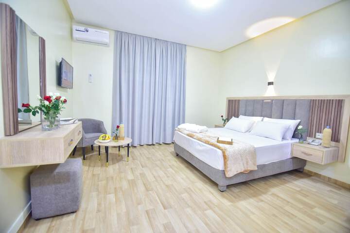 Room 29 of 60