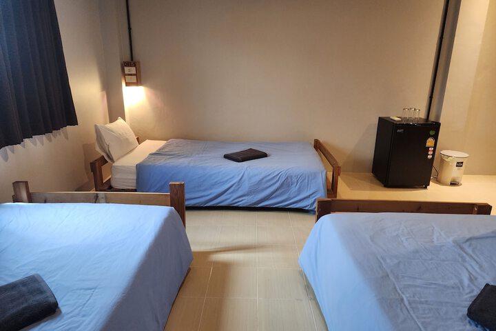 Room 19 of 86