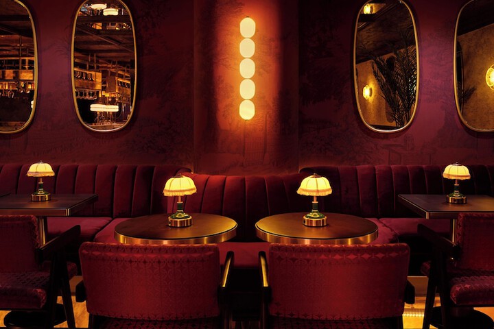 Lounge 51 of 63
