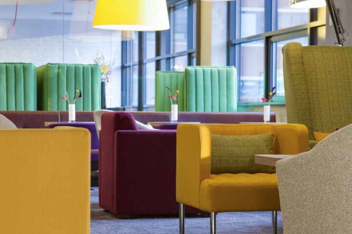 Entrance & Lobby