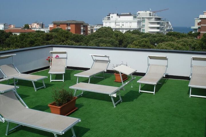 Terrace/Patio 23 of 27