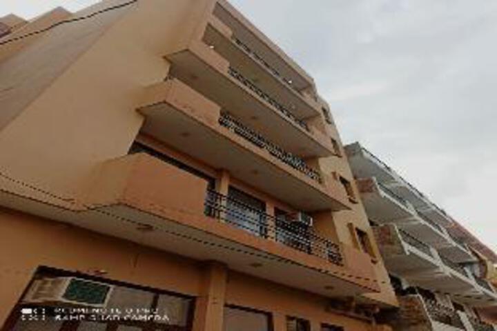Kailash Stays by Oyo Rooms