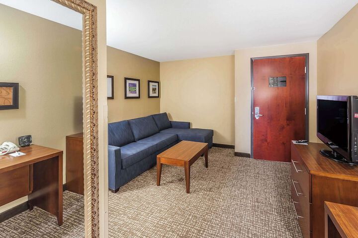 Room 10 of 39