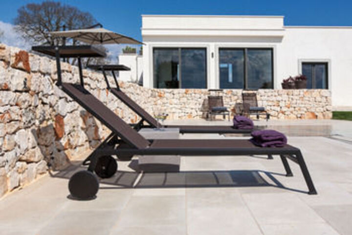 Sundeck 37 of 38