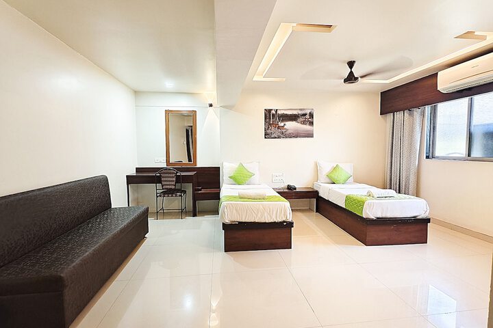 Room 15 of 78