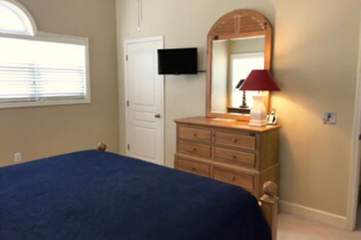 Room 41 of 47