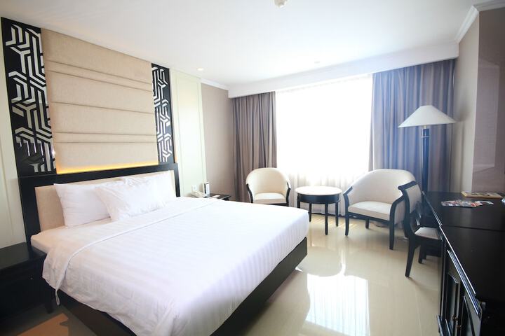 Room 19 of 48