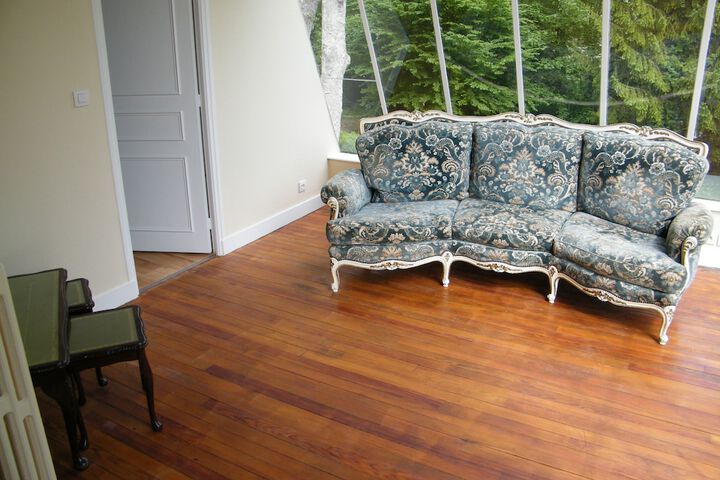 Room 30 of 60