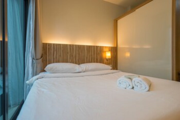 Room 12 of 13