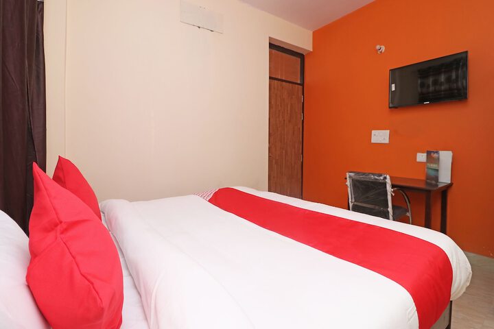 Room 7 of 34