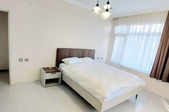 Room 45 of 271