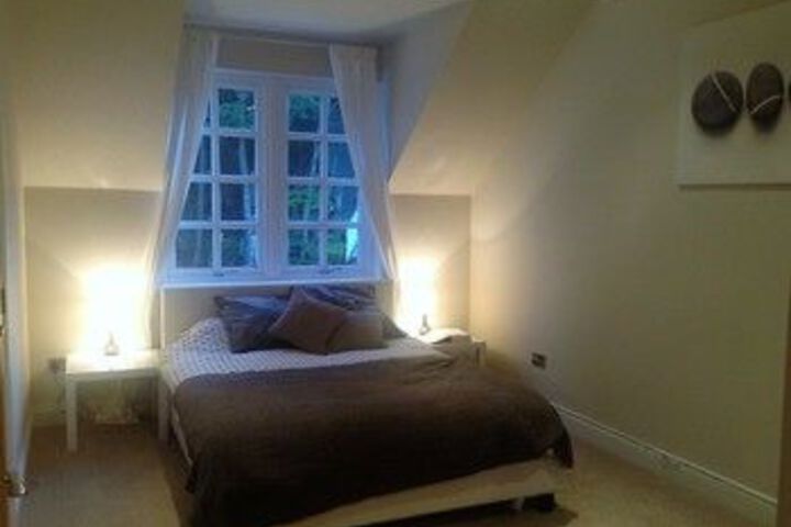 Room 10 of 15