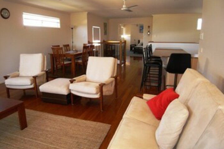 Clovelly Beach Townhouse