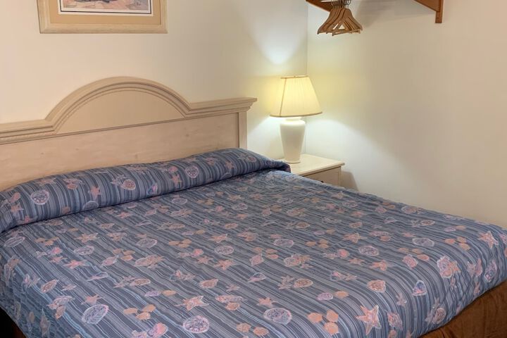 Room 7 of 48