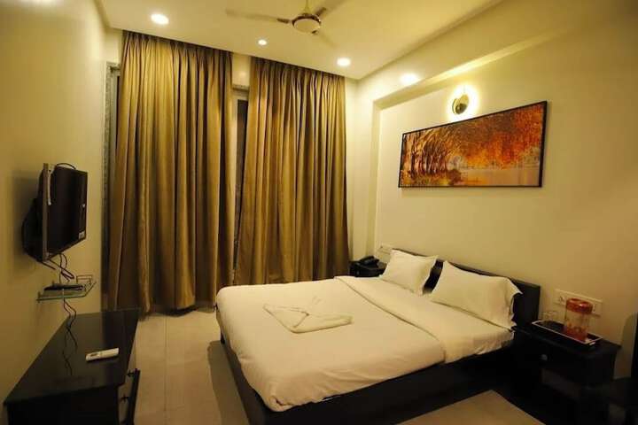Room 14 of 41