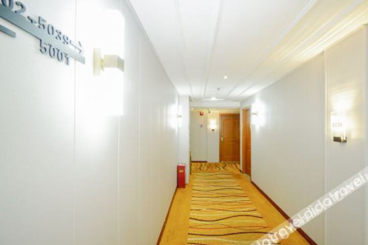 Hotel Interior 10 of 30