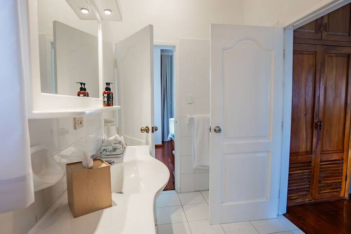 Room 45 of 75
