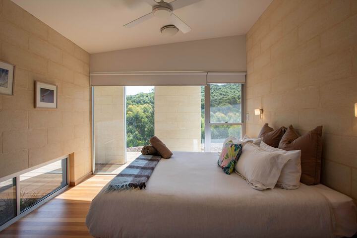 Room 5 of 21