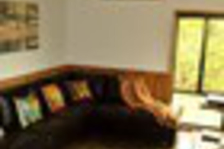 Room 17 of 144