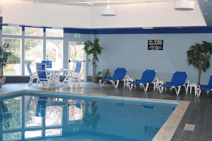 Pools & Facilities