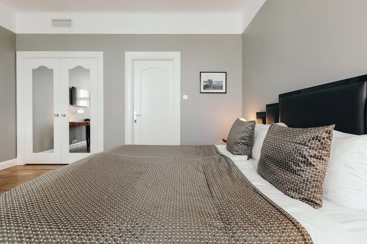Room 34 of 81